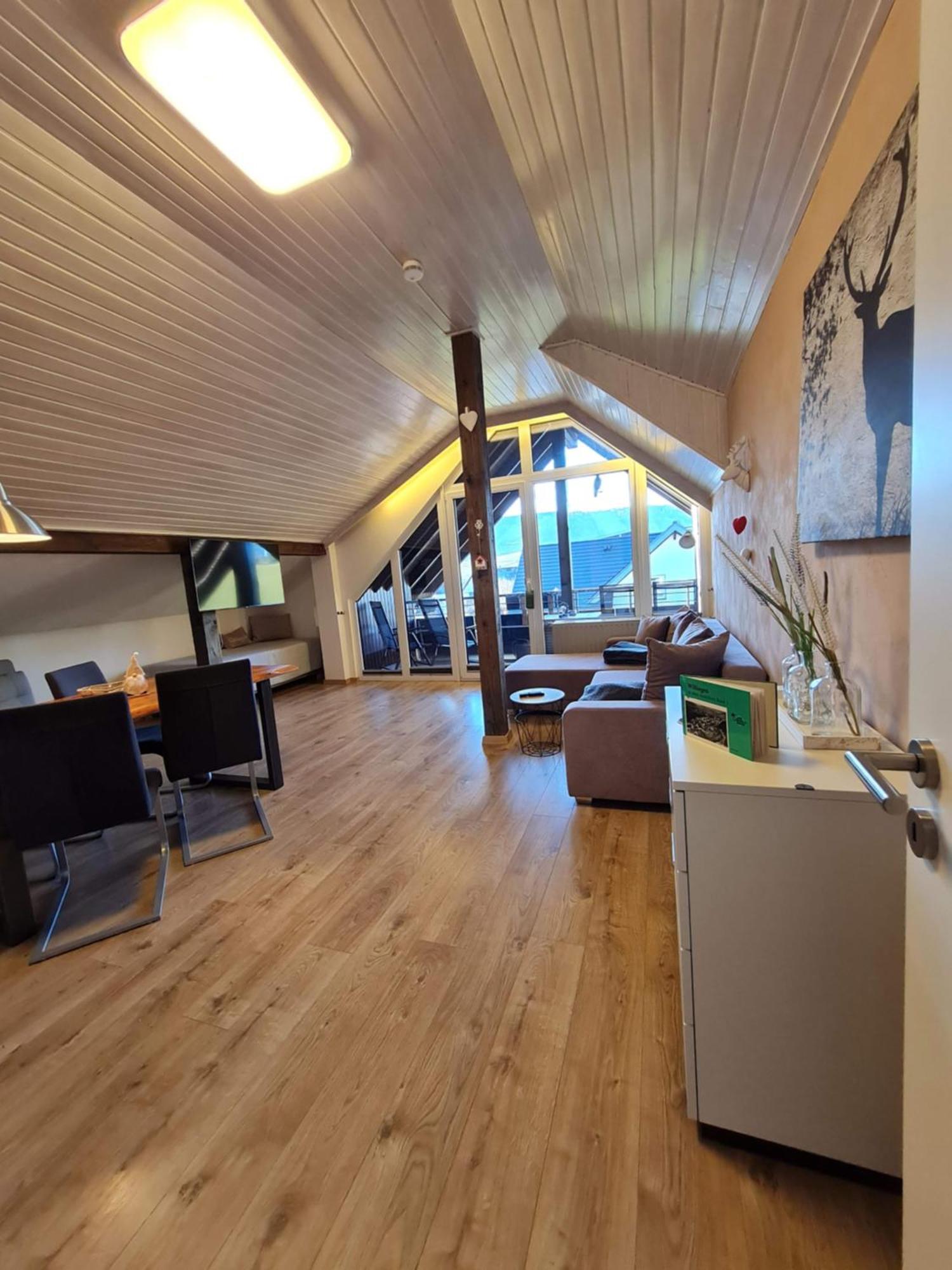Ferienwohnungen Landhaus Meran Inkl Meinecardplus Willingen  Bagian luar foto